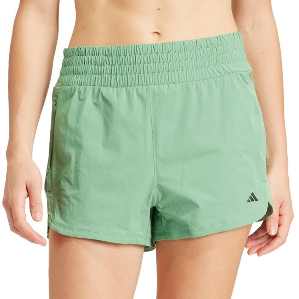 NWT Adidas Pacer Lux 3in Shorts in Green